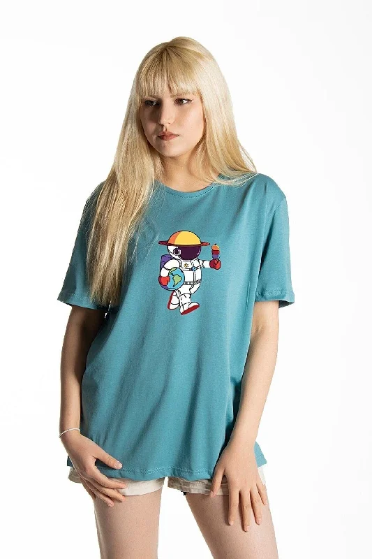 Women's Turquoise Front Ice Cream Astronaut Printed Crew Neck Oversize T-shirt-- Cozy Warm Stylish Women's Turquoise Front Ice Cream Astronaut Printed Crew Neck Oversize T-shirt-- Cozy Warm Stylish