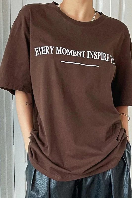 Printed Brown Oversize T-shirt Shoulder Tee-- Front Pockets Side Pockets Patch Pockets Printed Brown Oversize T-shirt Shoulder Tee-- Front Pockets Side Pockets Patch Pockets