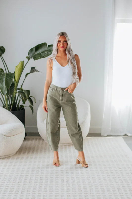 Trent Barrel Pants High-Waist Jogger Pants