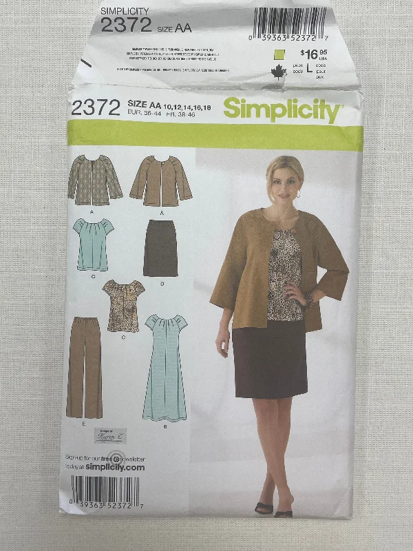 SALE 2010 Simplicity 2372 Sewing Pattern - Women's Top, Jacket, Skirt, and Pants FACTORY FOLDED Trench Coat Raincoat Waterproof Jacket SALE 2010 Simplicity 2372 Sewing Pattern - Women's Top, Jacket, Skirt, and Pants FACTORY FOLDED Trench Coat Raincoat Waterproof Jacket