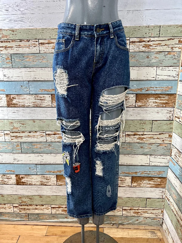 00’s Dark Blue Denim Pants With Tear and Patches by Sand & Sage Chic Capri Pants